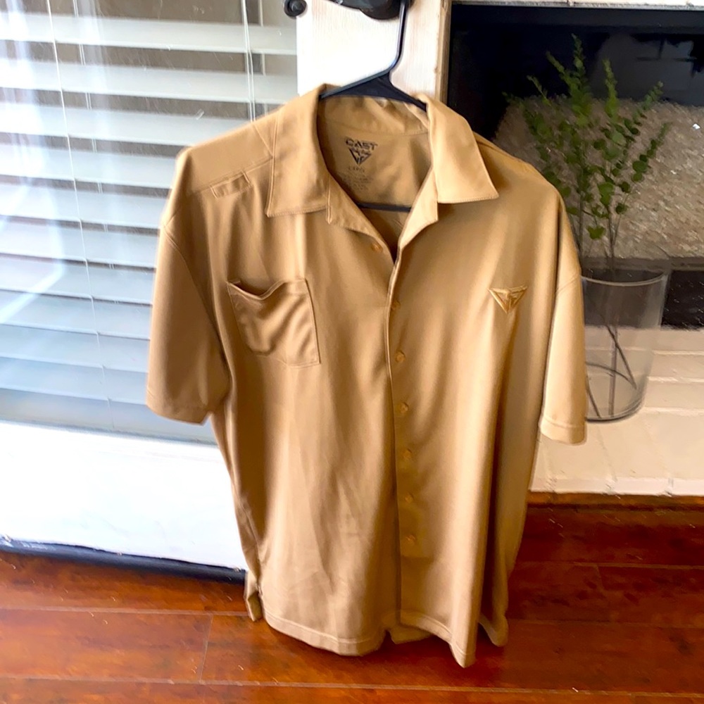 Cast gear men large Button down shirt brown